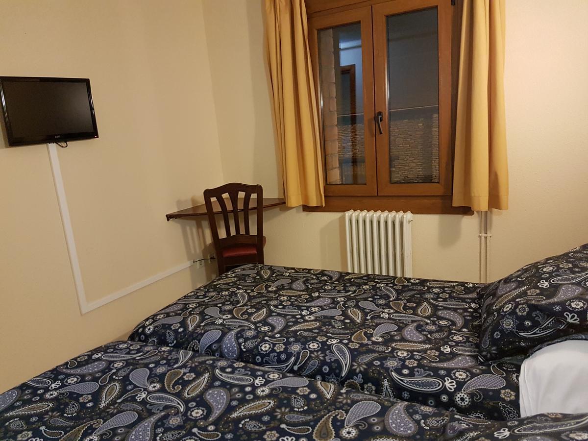 Hotel Arinsal Room photo